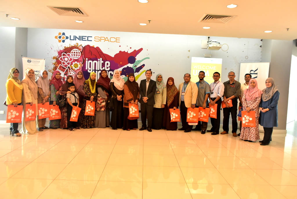 UKM 1706